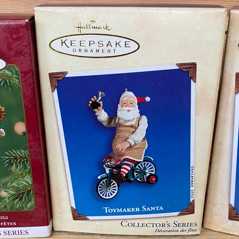 8 Toymaker Santa Ornament Collection - Picture 4 of 10